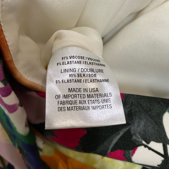 Cushnie et Ochs Alba Surrealist Floral Dress in 8 - Picture 15 of 16